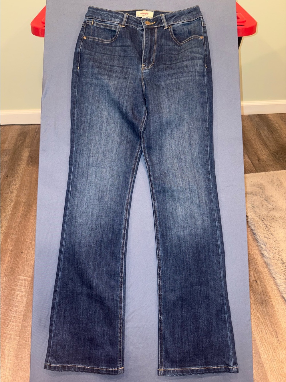Wrangler High Rise Bootcut Jeans Size 4 - Picture 7 of 8